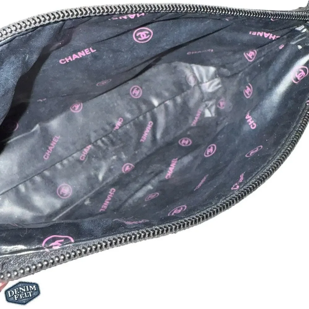 CHANEL Chance Suede Black Cosmetic Pouch with Pink‎ Logo – Travel Makeup Bag